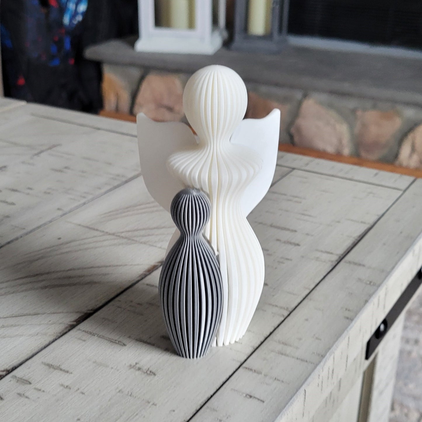 Znet3D Guardian Angel Statue - Elegant Abstract Home Décor for Mother’s Day, Birthdays, Anniversaries, New Babies, or Just for Love - White Angel with Silver Child