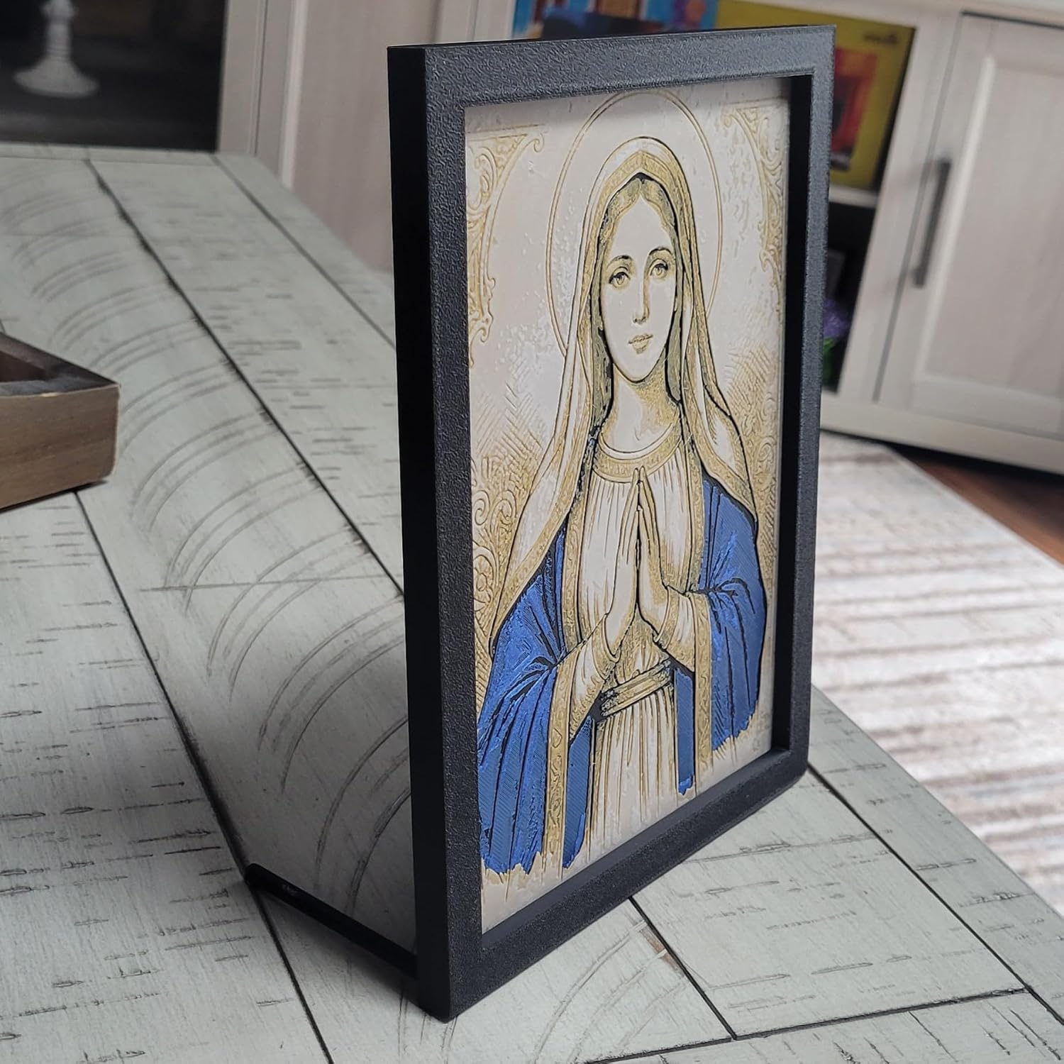 Znet3D Virgin Mary Wall Art – 3D Printed HueForge Filament Painting in Frame (8” x 6”) – Catholic Religious Decor, Mother Mary Portrait, Christian Gift – Made in USA