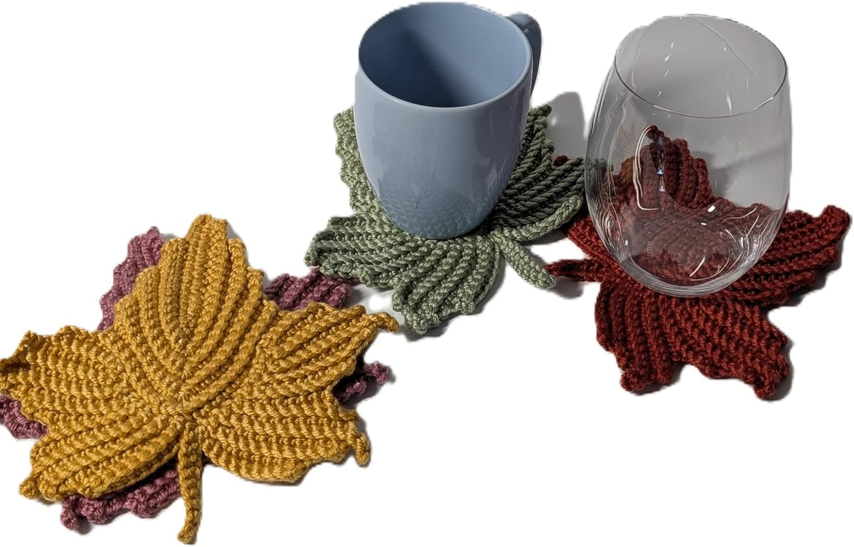 Handmade Crochet Maple Leaf Coasters, Set of 4 – Realistic Fall Leaf Drink Mats in Autumn Colors, Rustic Farmhouse Table Décor for Mugs & Glasses
